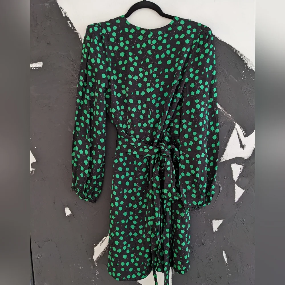 New Cynthia Rowley wrap dress - Picture 4 of 7